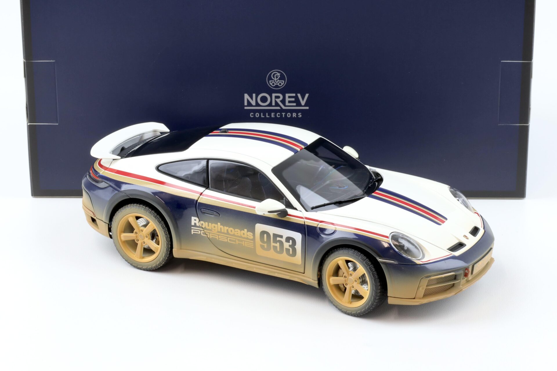 1:18 Norev Porsche 911 (992) Dakar Coupe 2023 Roughroads Dirty - Limited 500 pcs.