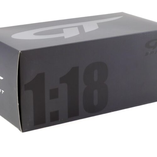 1:18 GT Spirit GT320 Porsche 911 (930) SC RS Coupe Grand Prix white 1984