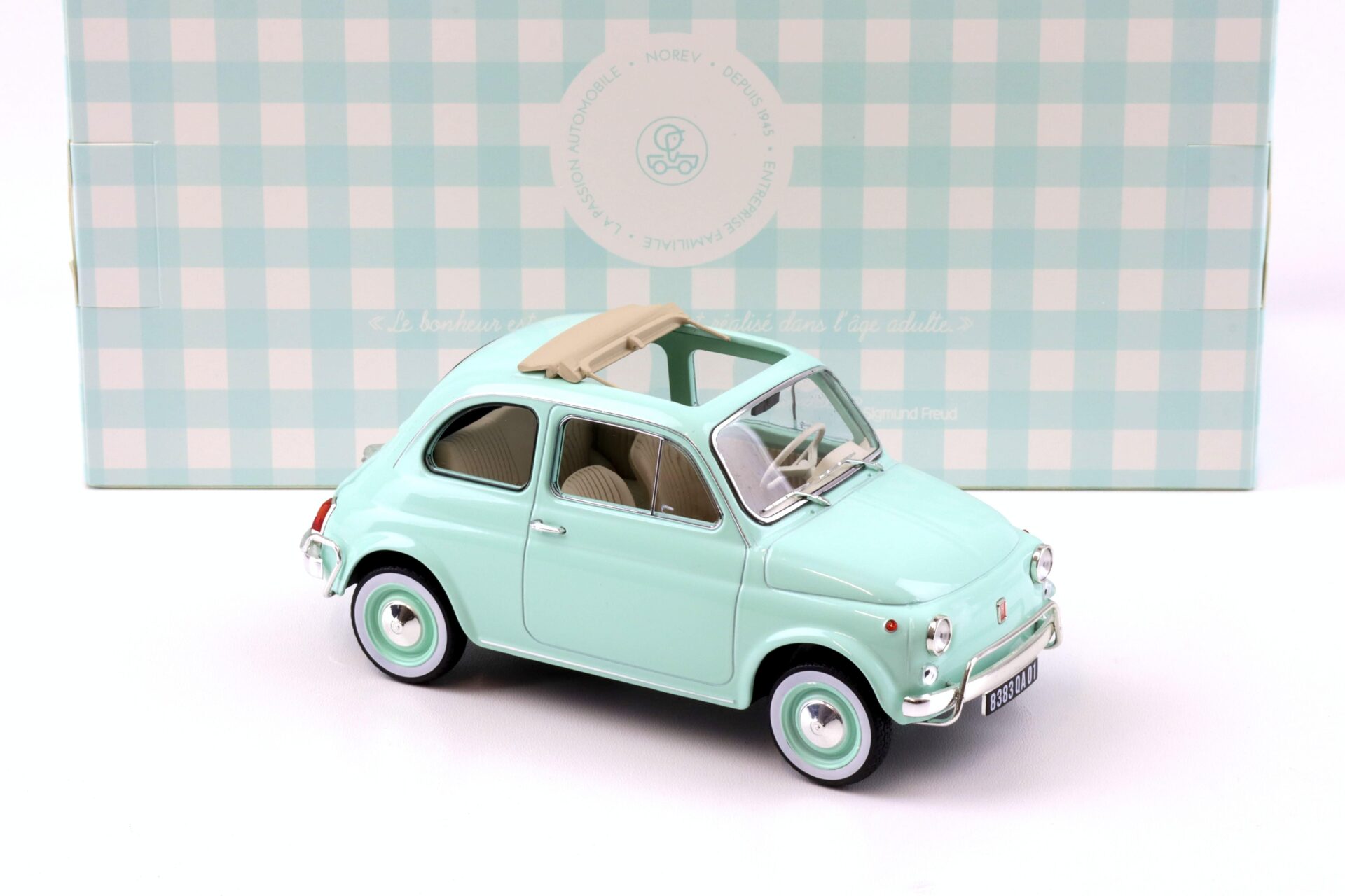 1:18 Norev Fiat 500 L 1968 Pastel blue Special box
