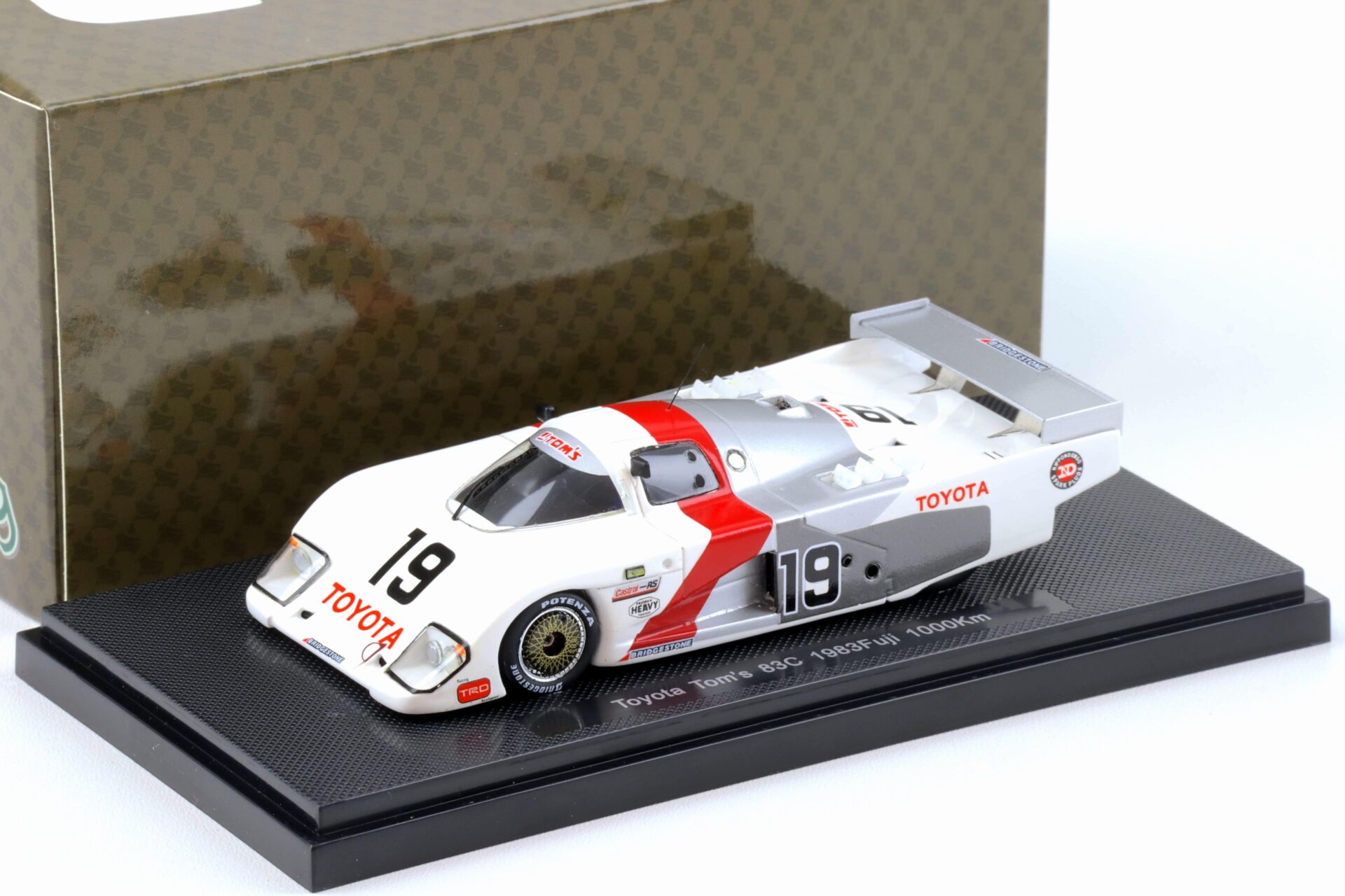 ID 93879 orig.jpg 1:43 Ebbro Toyota TOM´S 83C Fuji 1000km 1983 Matsumoto/ Hoshino #19