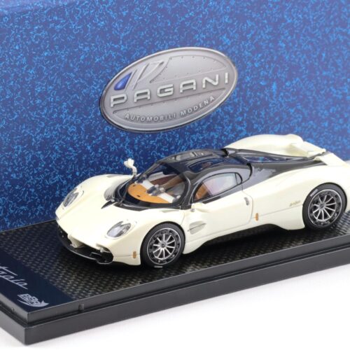 1:43 BBR Pagani Utopia pearl white/ Carbon roof - Limited 48 pcs.