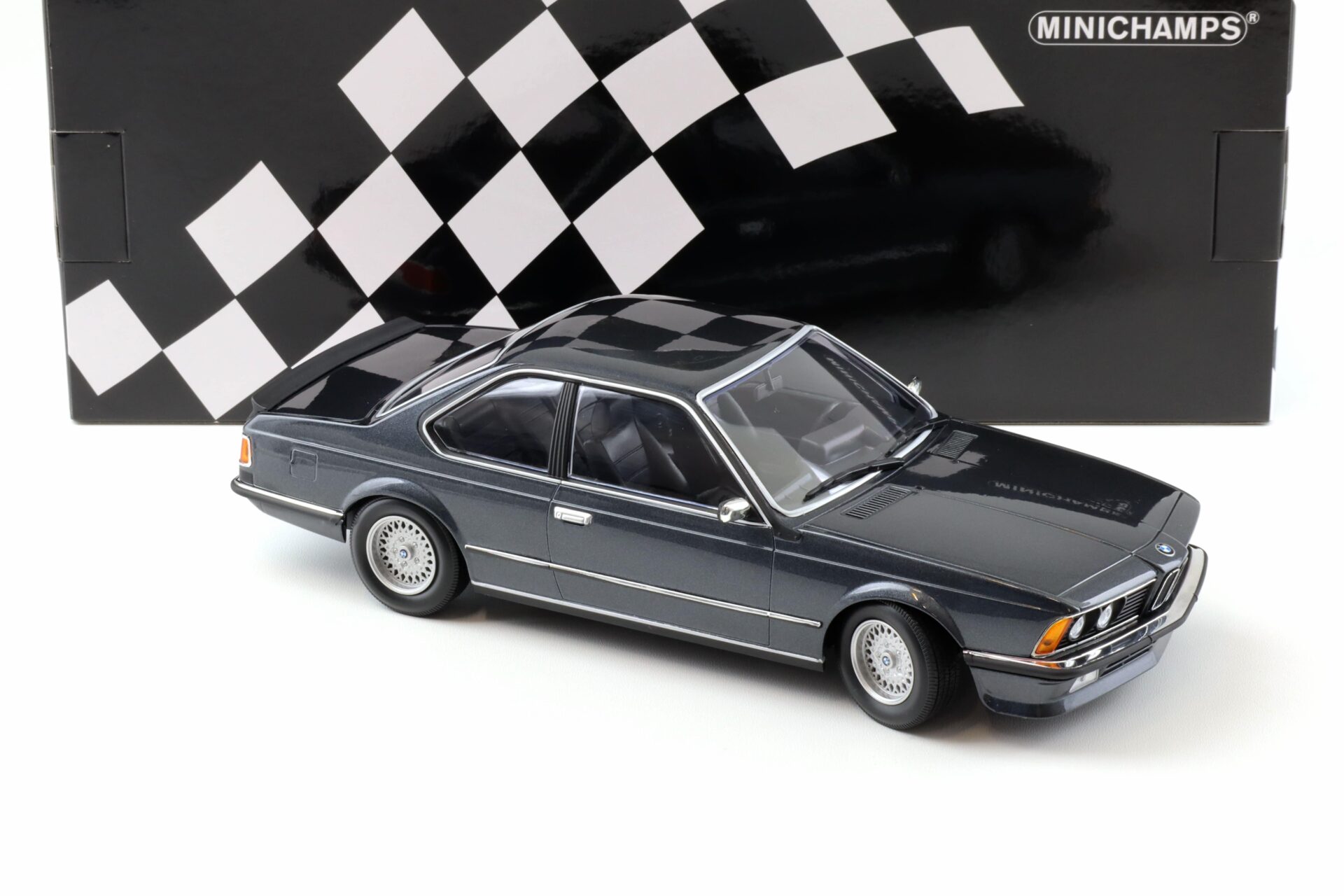 1:18 Minichamps BMW 635 CSI Coupe 1982 grey metallic