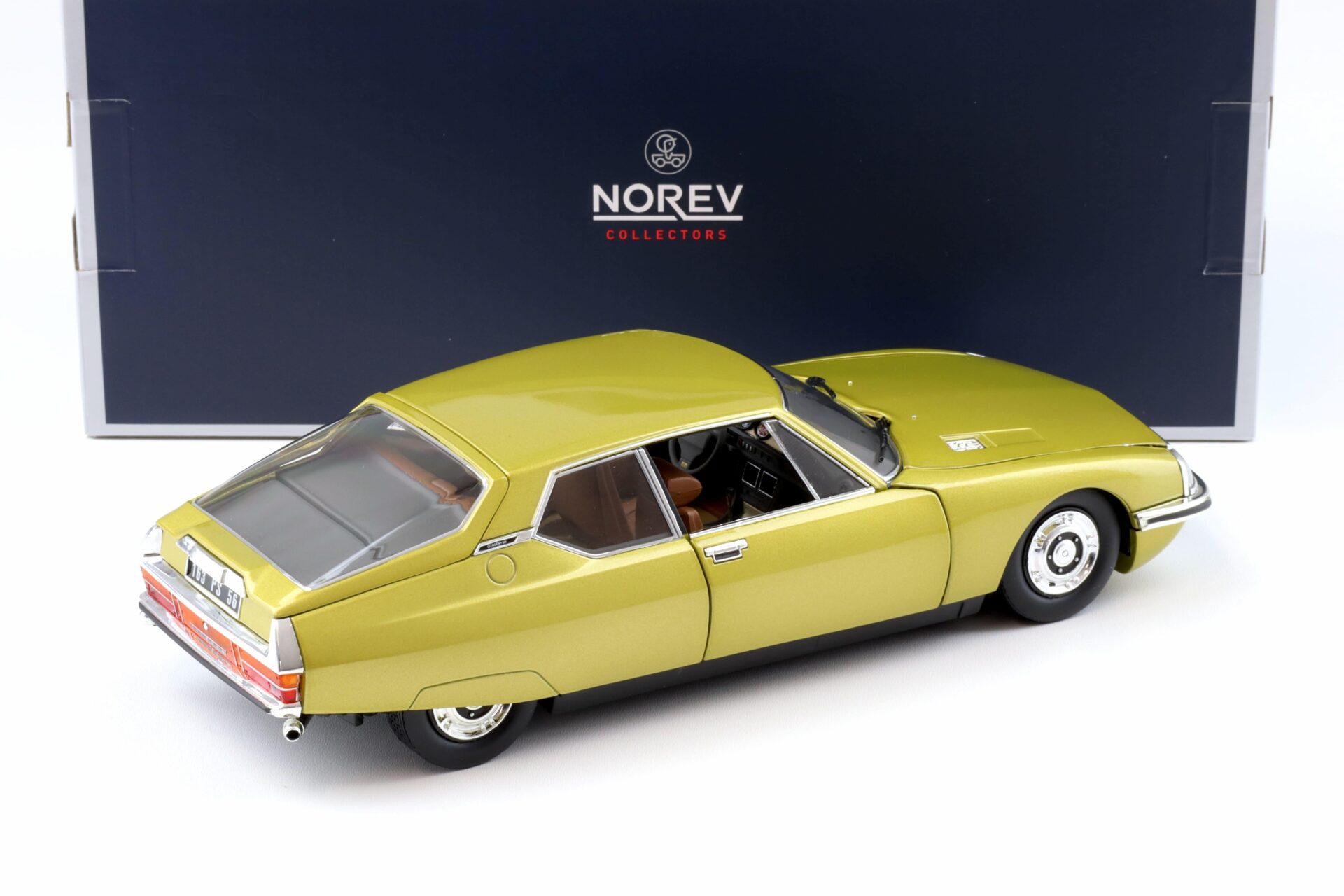 1:18 Norev Citroen SM 1971 Golden Leaf metallic 181730