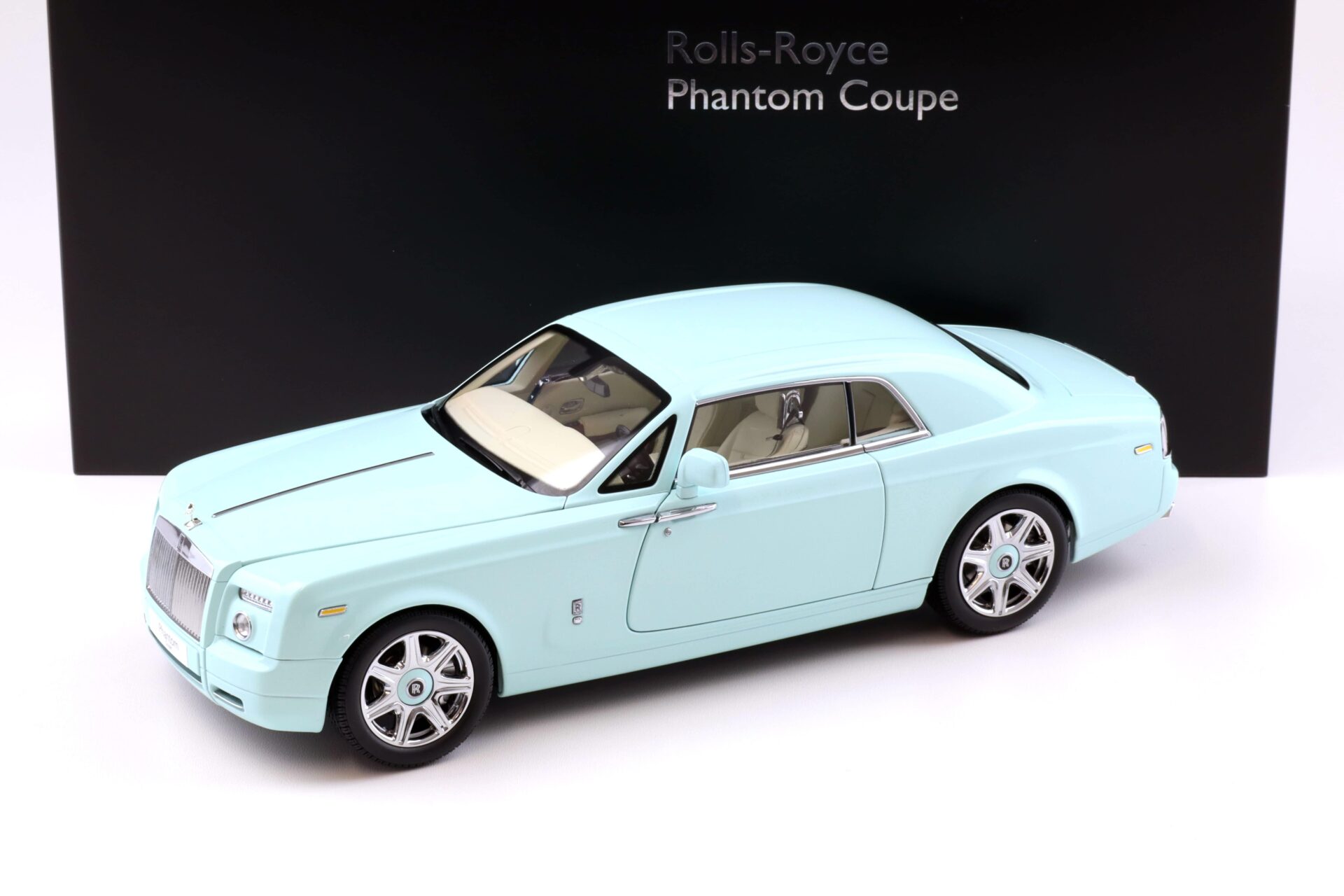 1:18 Kyosho Rolls Royce Phantom Coupe Turquoise blue KS08862TBL