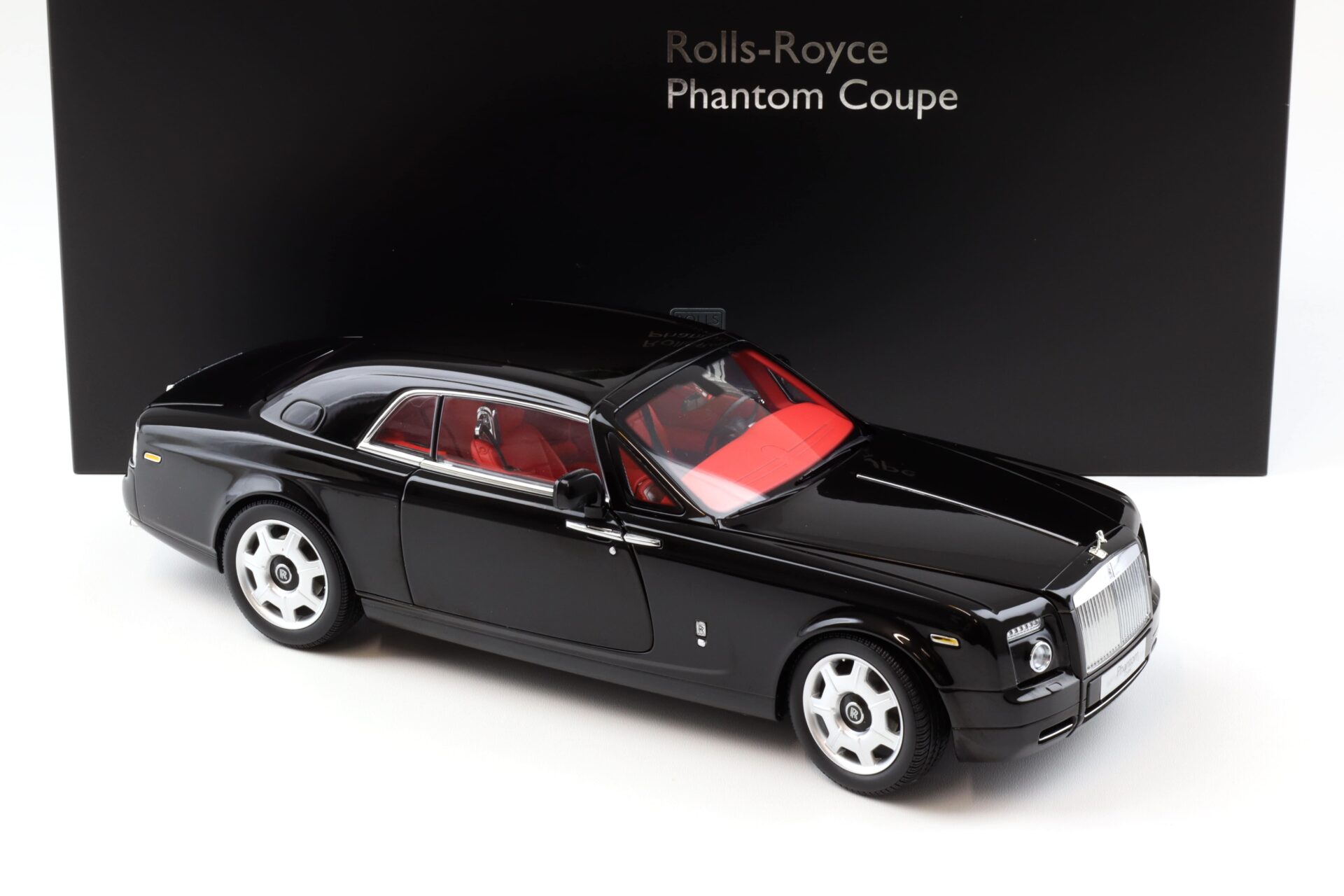 1:18 Kyosho Rolls Royce Phantom Coupe Diamond black KS08862DBK