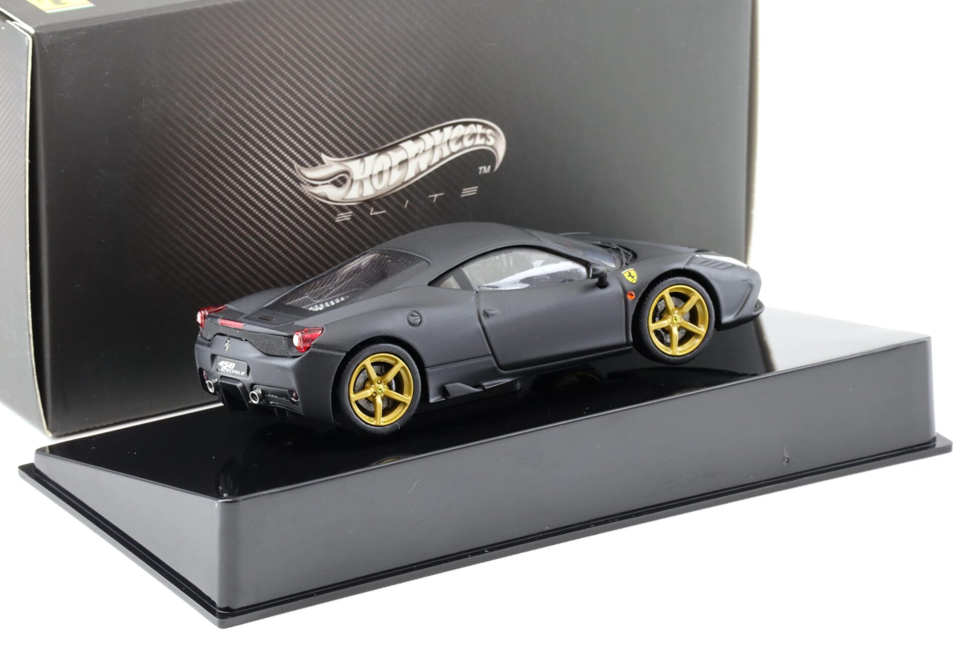 1:43 Hot Wheels Elite Ferrari 458 Speciale Coupe matt black BLY47