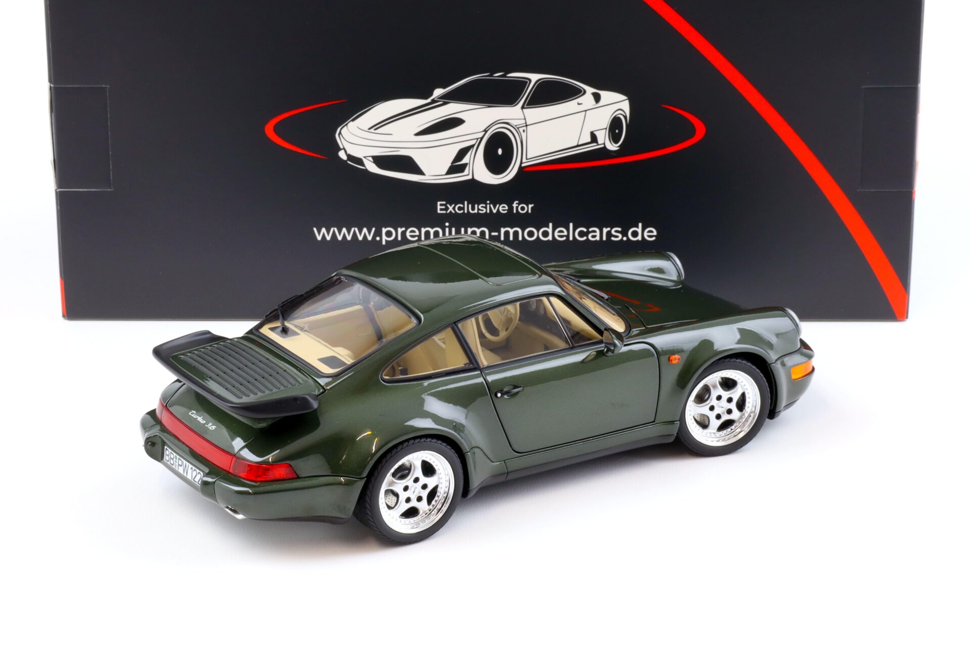 1:18 Norev Porsche 911 964 Turbo 3.6 Coupe 1993 Oak green metallic - Limited 999 pcs.
