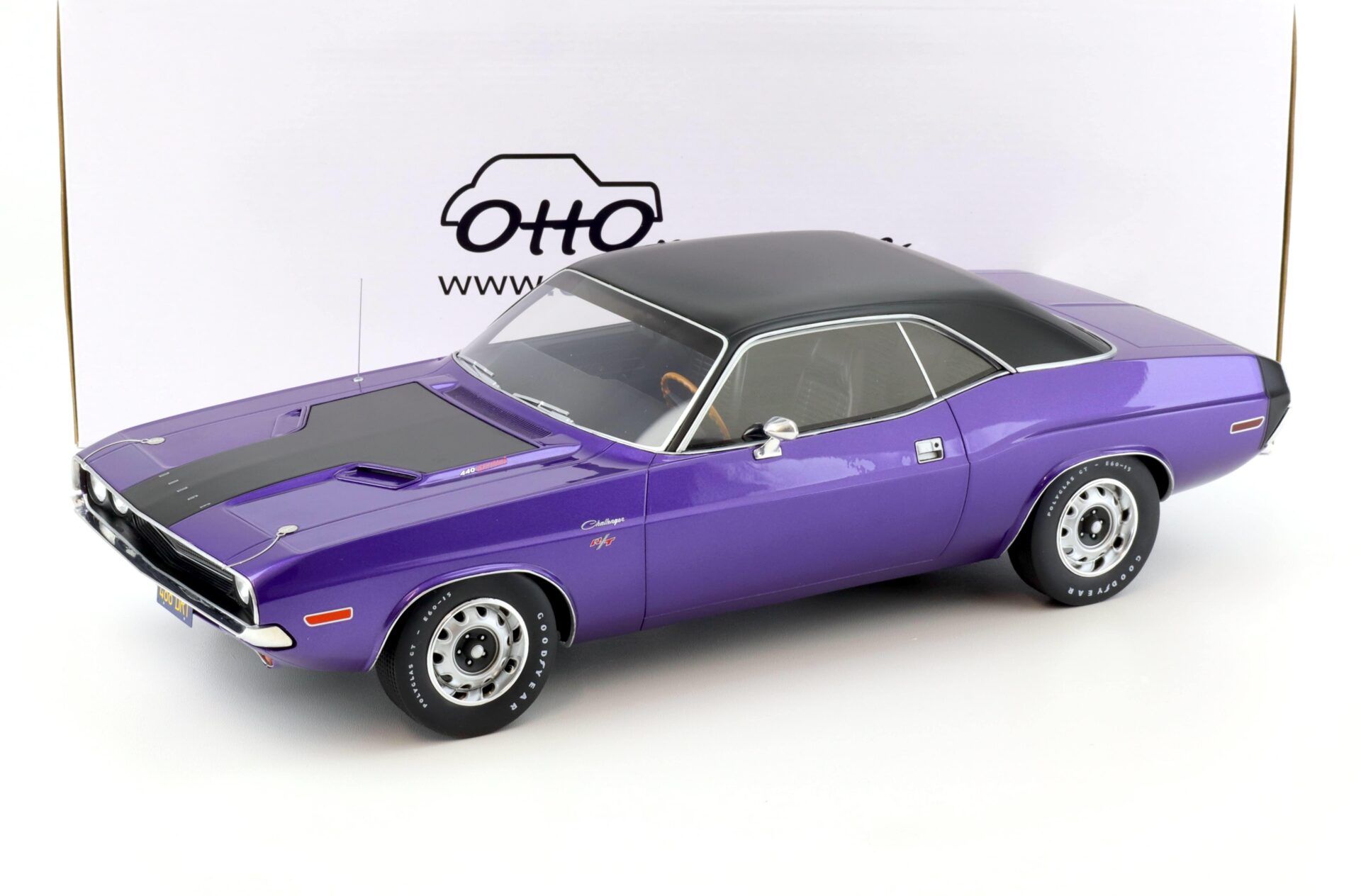 ID 100177 orig.jpg 1:12 OTTO mobile G083 Dodge Challenger R/T Coupe 1970 Plum Crazy