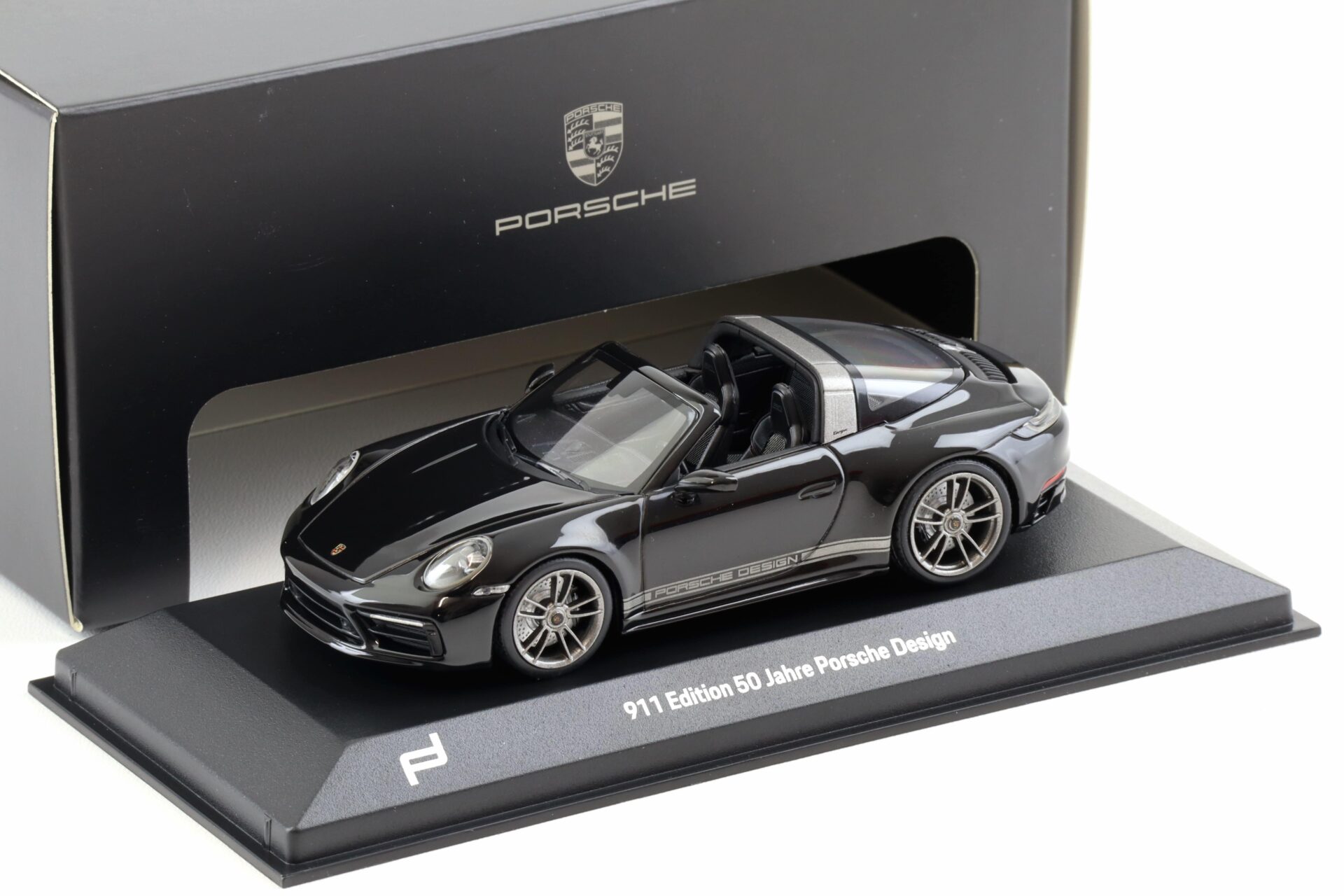 ID 101525 orig.jpg 1:43 Minichamps Porsche 911 (992) Targa 4 GTS 50 Jahre Porsche Design WAP DEALER