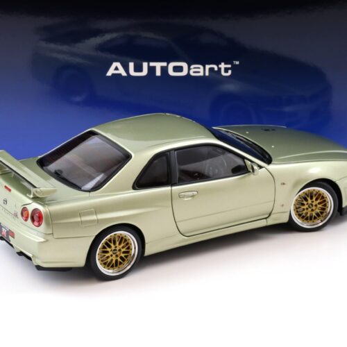 1:18 AUTOart Nissan Skyline GT-R (R34) V-SPEC II NUR BBS LM Wheel Millenium Jade 2001