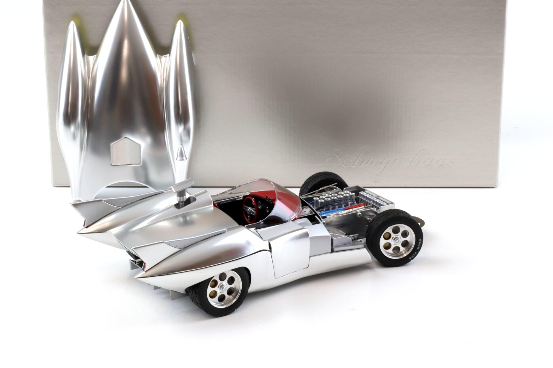 1:18 Schwyn Haas Aluminium Body Hamilton Mach 5 Speed Racer silver