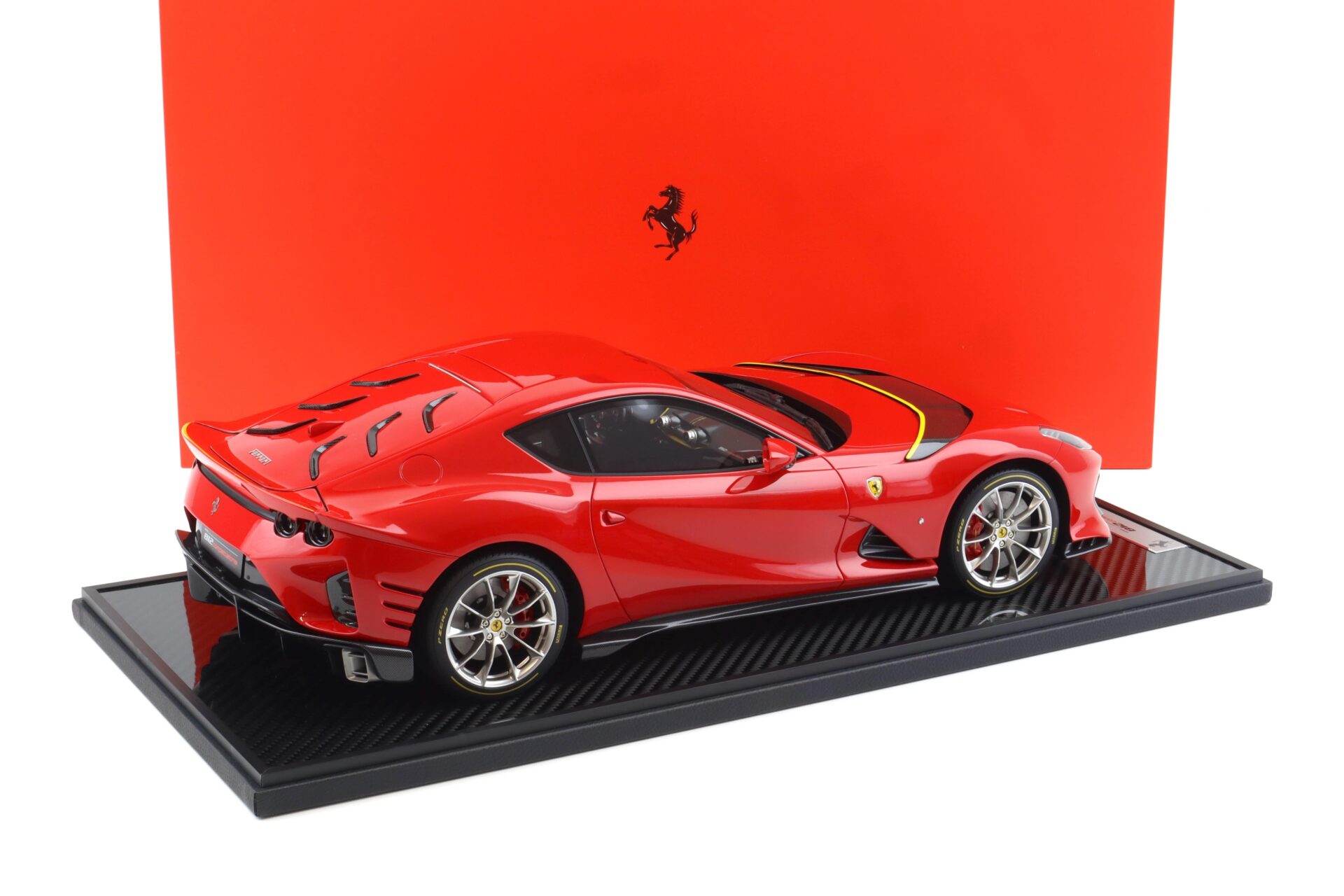 1:12 BBR Ferrari 812 Competizione Rosso Corsa 322 red/ yellow details - Limited 100 pcs.
