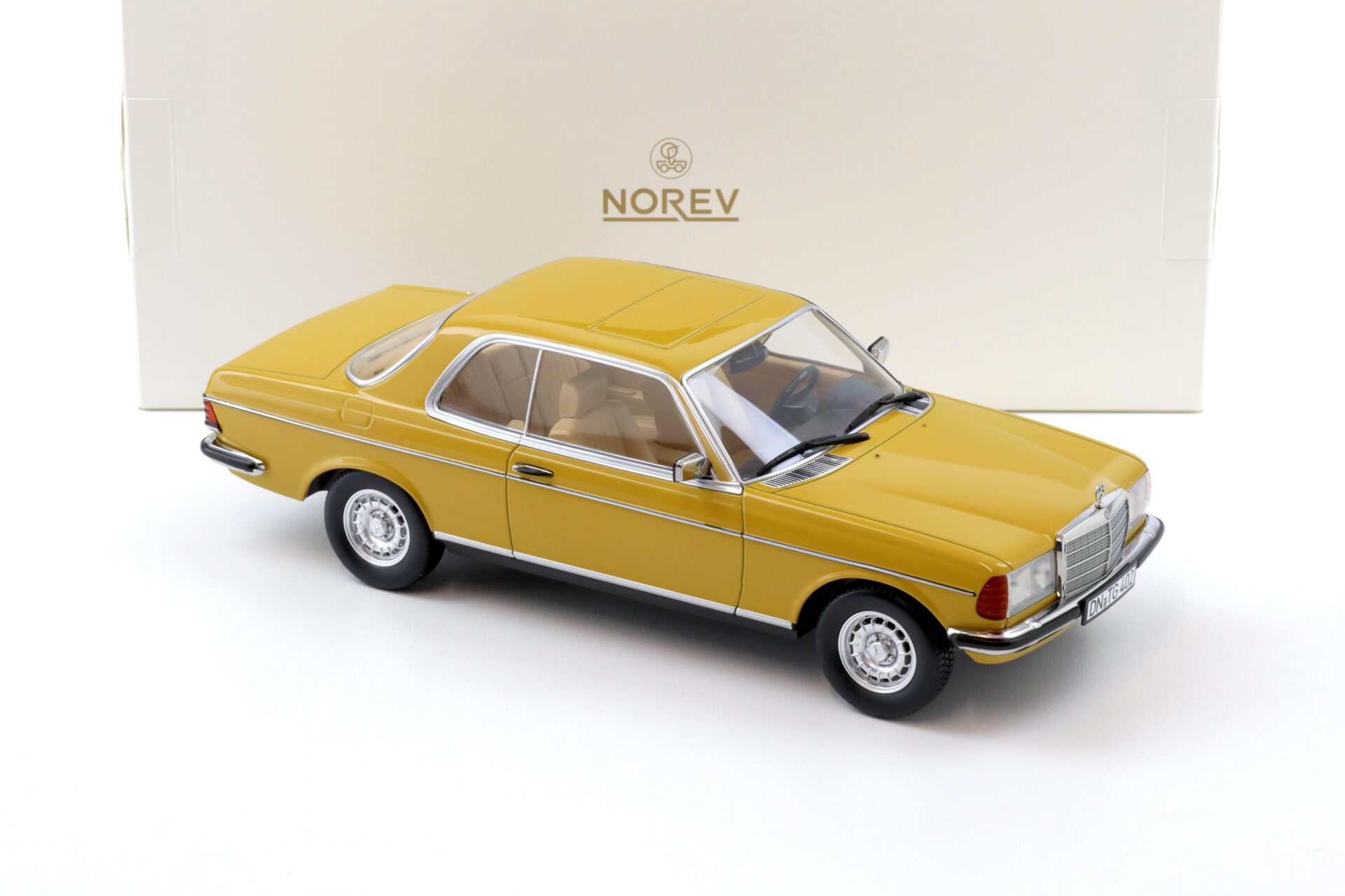 1:18 Norev Mercedes 280 CE Coupe 1980 Sahara yellow