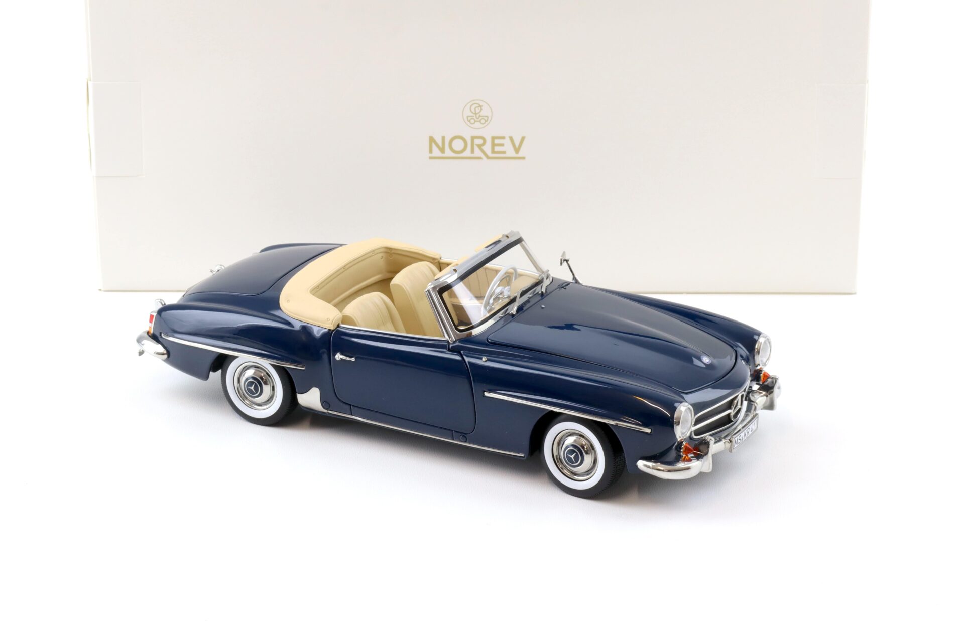 1:18 Norev Mercedes 190 SL Cabriolet 1957 Middle blue