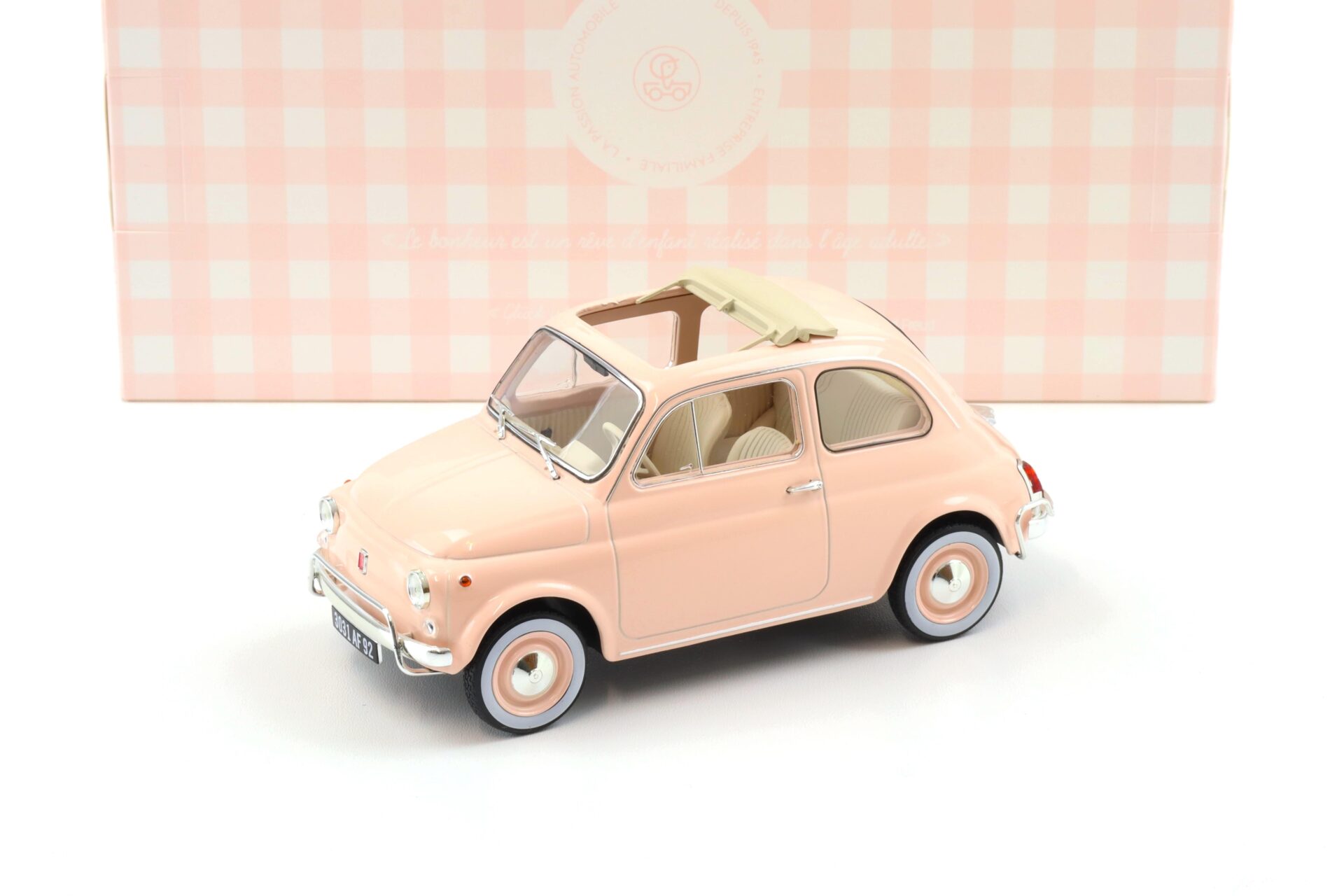 1:18 Norev Fiat 500 L pink 1968 with Special Birth Pack