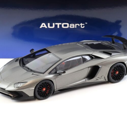 1:18 AUTOart Lamborghini Aventador LP750-4 SV Grigio Titans/ matt grey