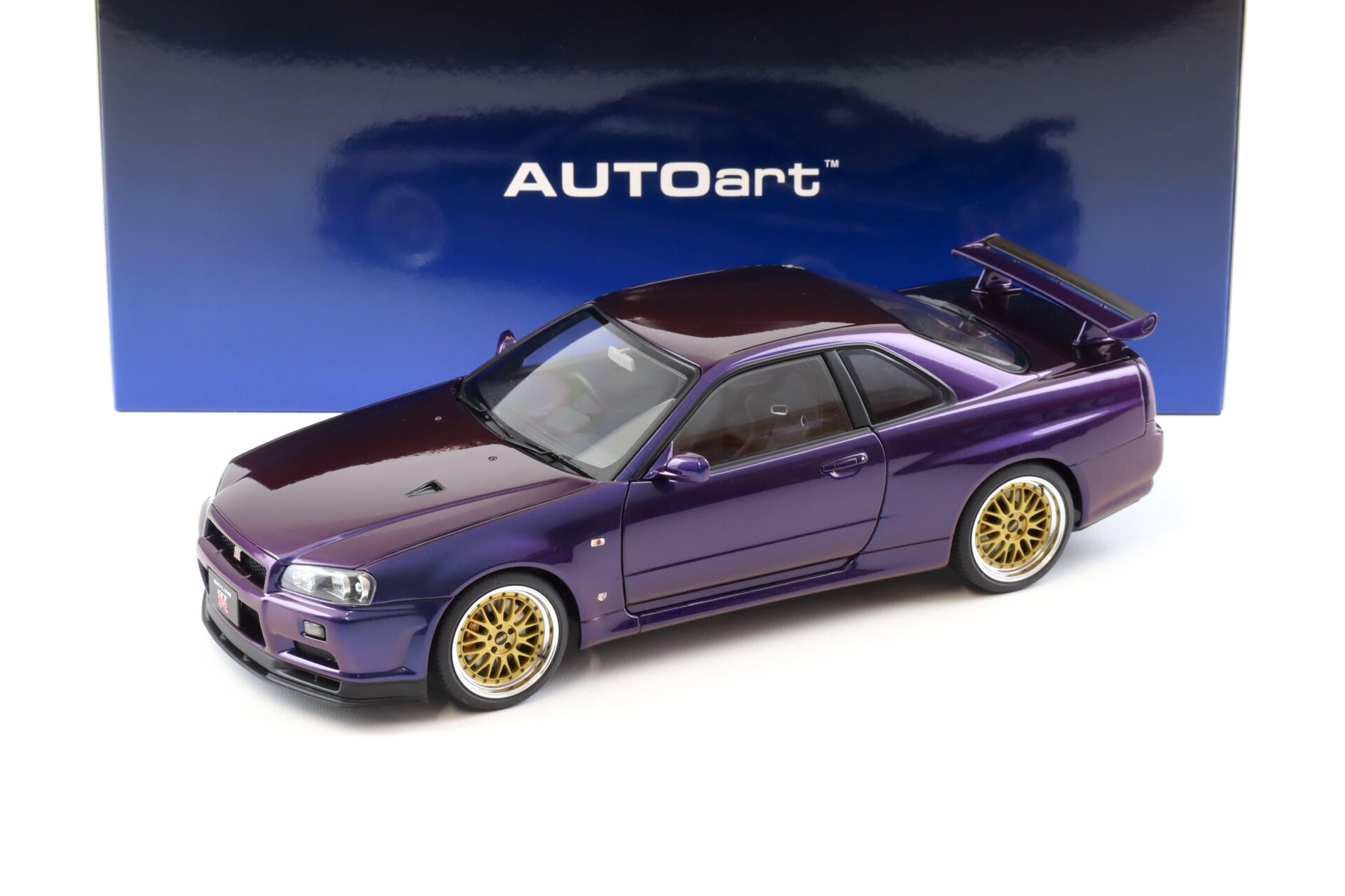 1:18 AUTOart Nissan Skyline GT-R (R34) V-Spec II BBS LM Wheels Midnight purple III