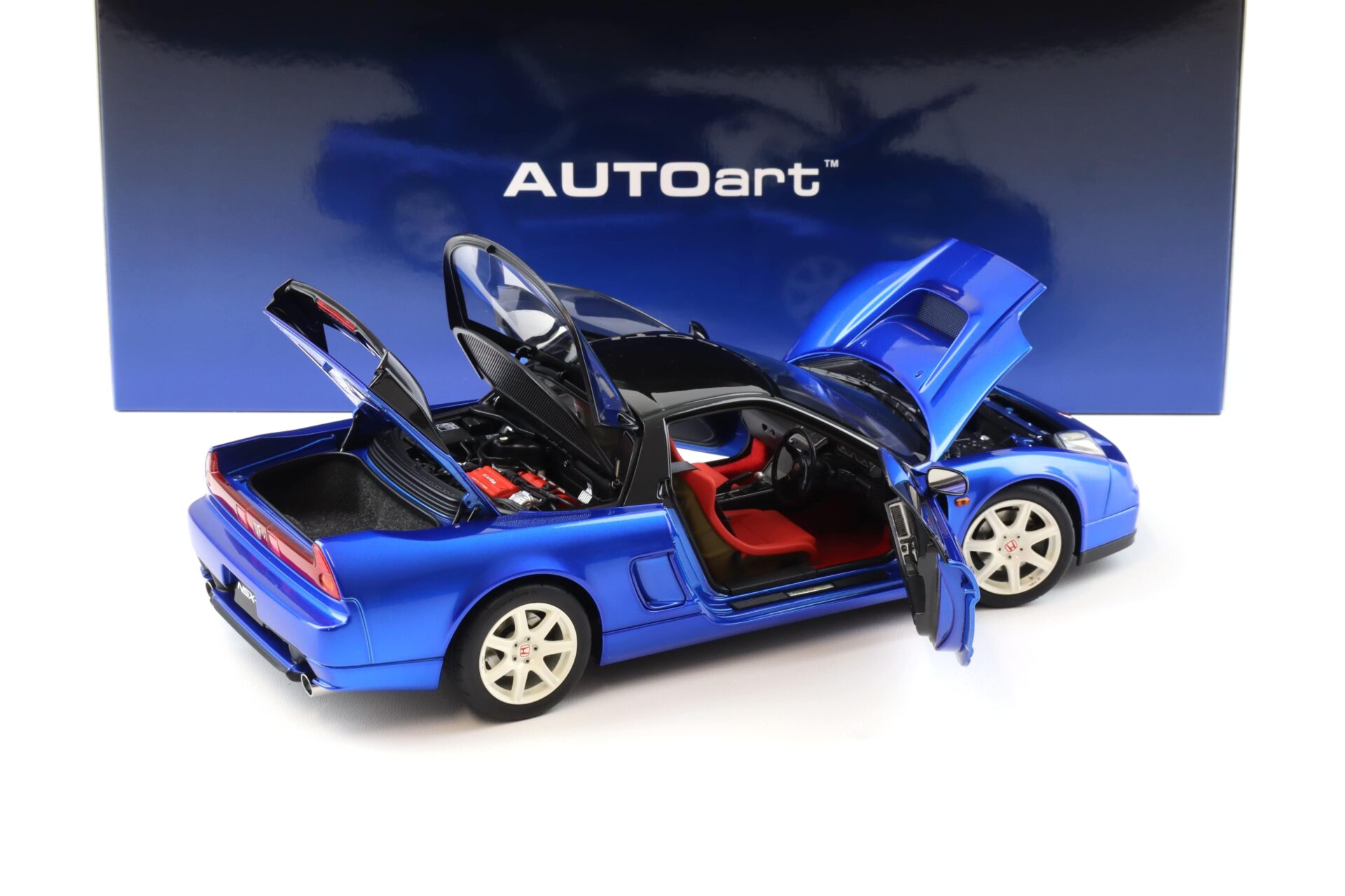 1:18 AUTOart Honda NSX-R (NA2) 2019 Long Beach blue pearl