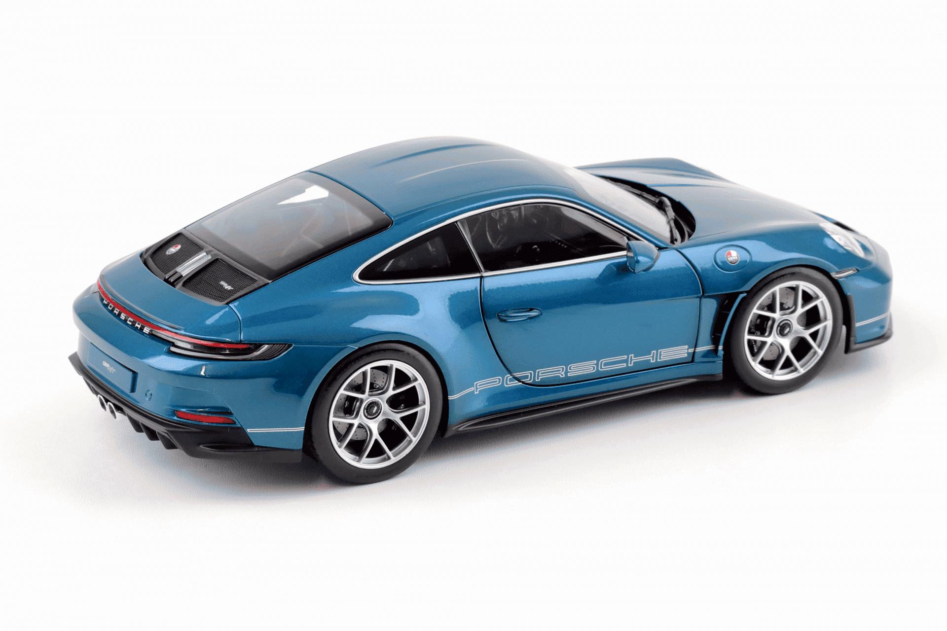 PREORDER 1:18 Norev Porsche 911 992 S/T Sonderwunsch PTS+ Amazonas green - Limited 500 pcs.