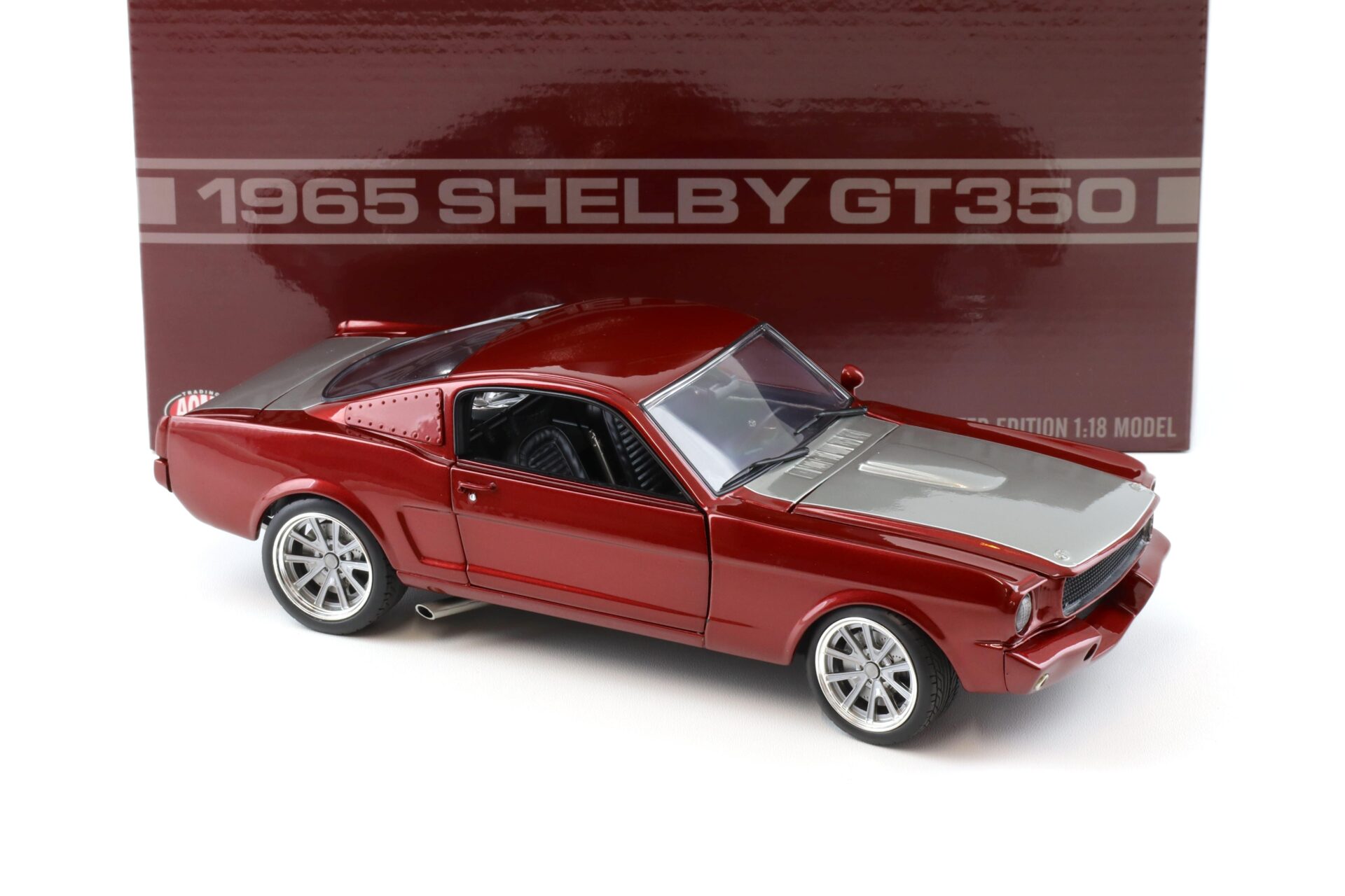 1:18 ACME 1965 Shelby GT350R Pro Touring Coupe red metallic/ grey