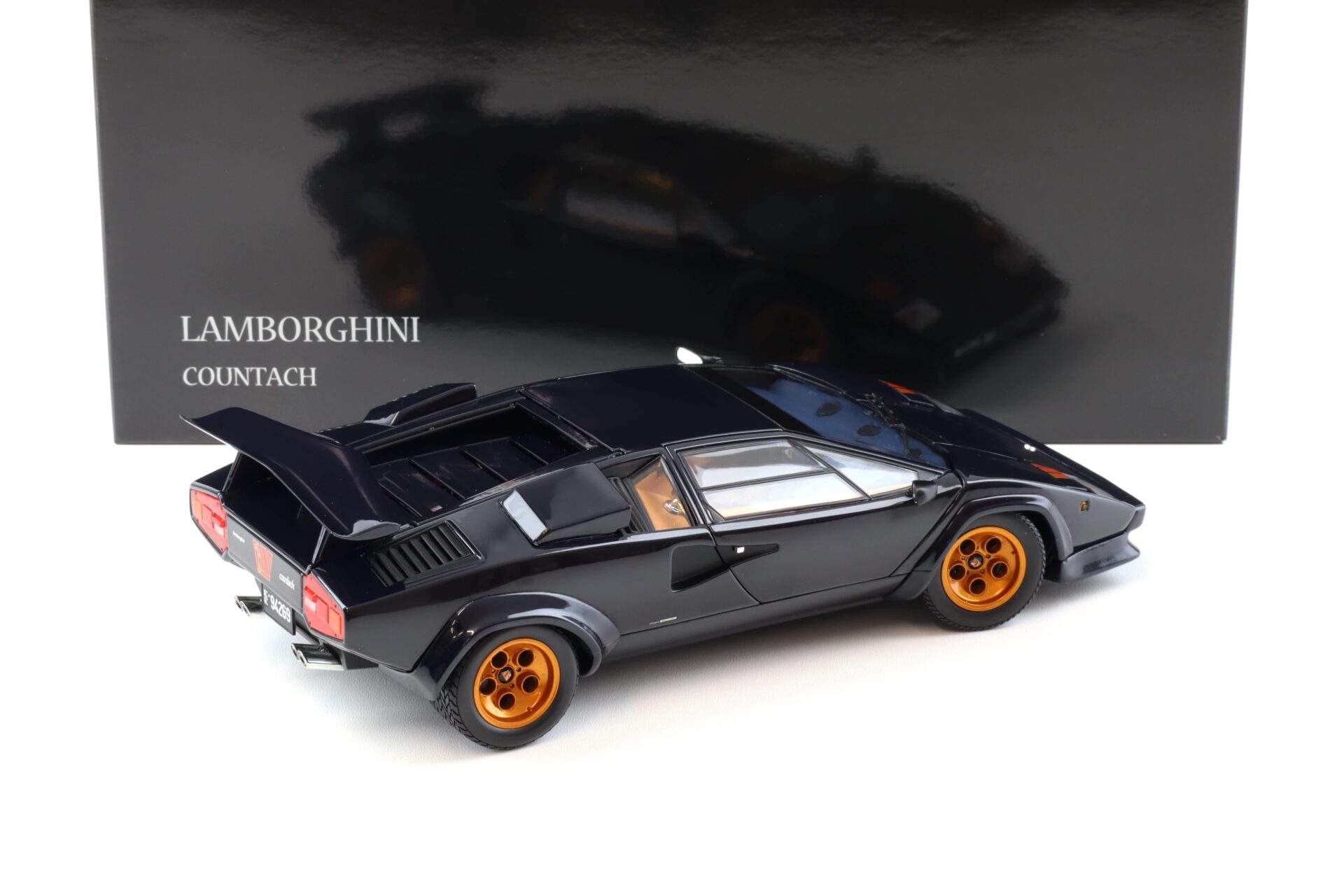 1:18 Kyosho Lamborghini Countach Walter Wolf 3 dark blue 08320D