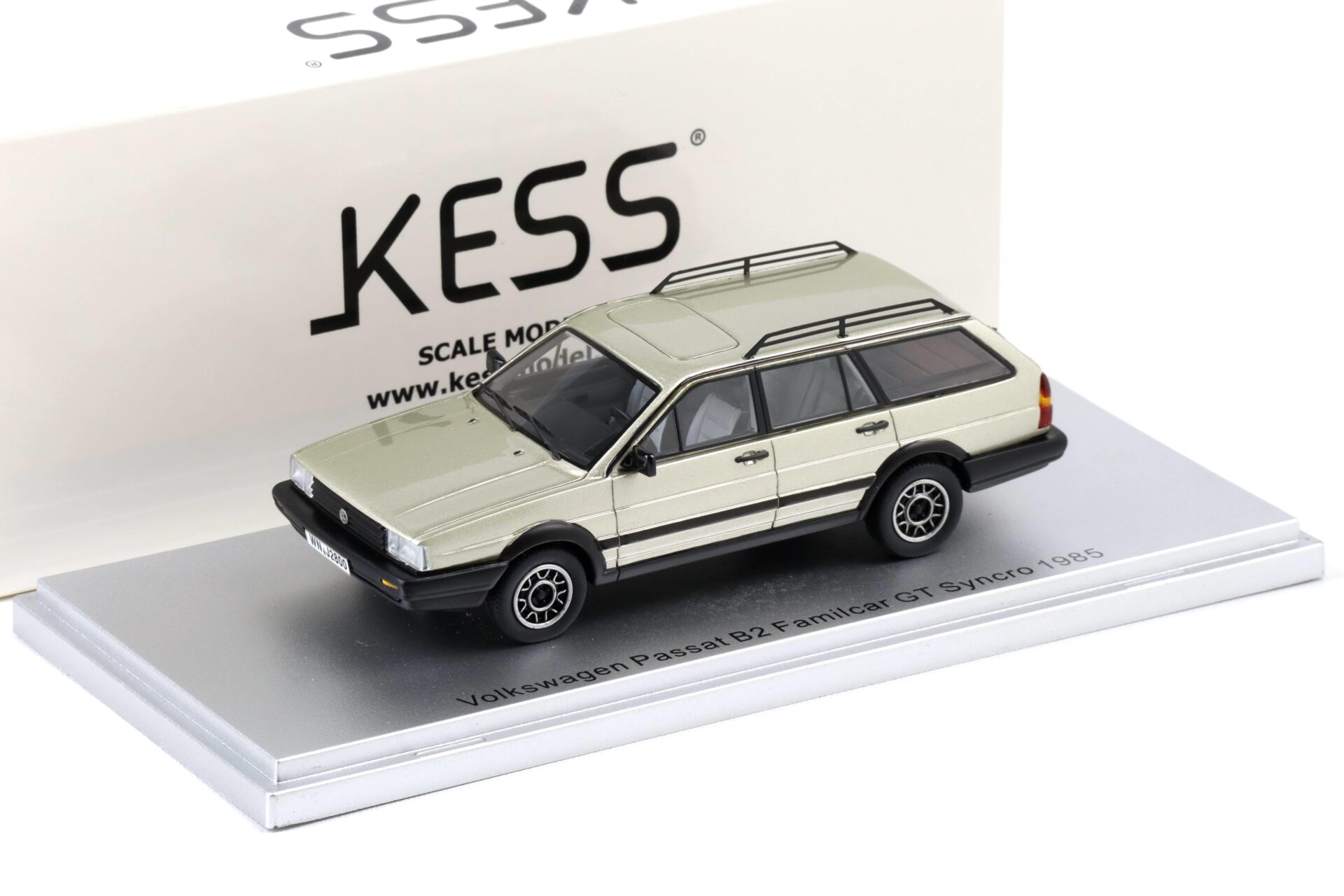 1:43 Kess Model VW Passat B2 Variant GT 2.0i Syncro 1985 silver flash metallic