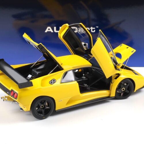 1:18 AUTOart Lamborghini Diablo GT-R Coupe 1999 Superfly yellow 79138