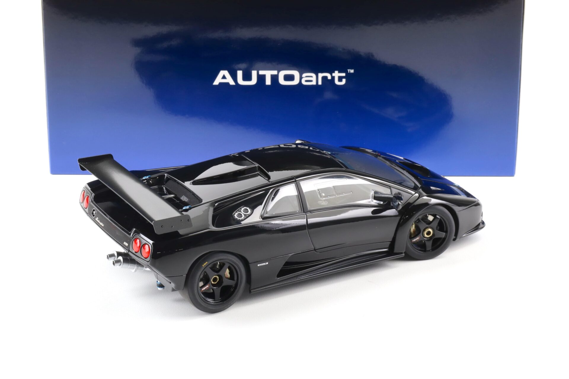 1:18 AUTOart Lamborghini Diablo GT-R Coupe 1999 Deep black 79137