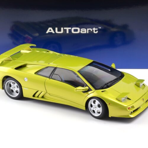 1:18 AUTOart Lamborghini Diablo SE30 - 1993 giallo spyder/ metallic yellow 79157