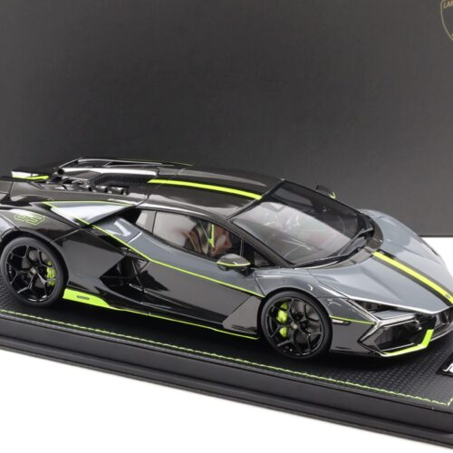 1:18 MR Collection Lamborghini Revuelto Grigio Telesto/ verde with Showcase - Limited 99 pcs.