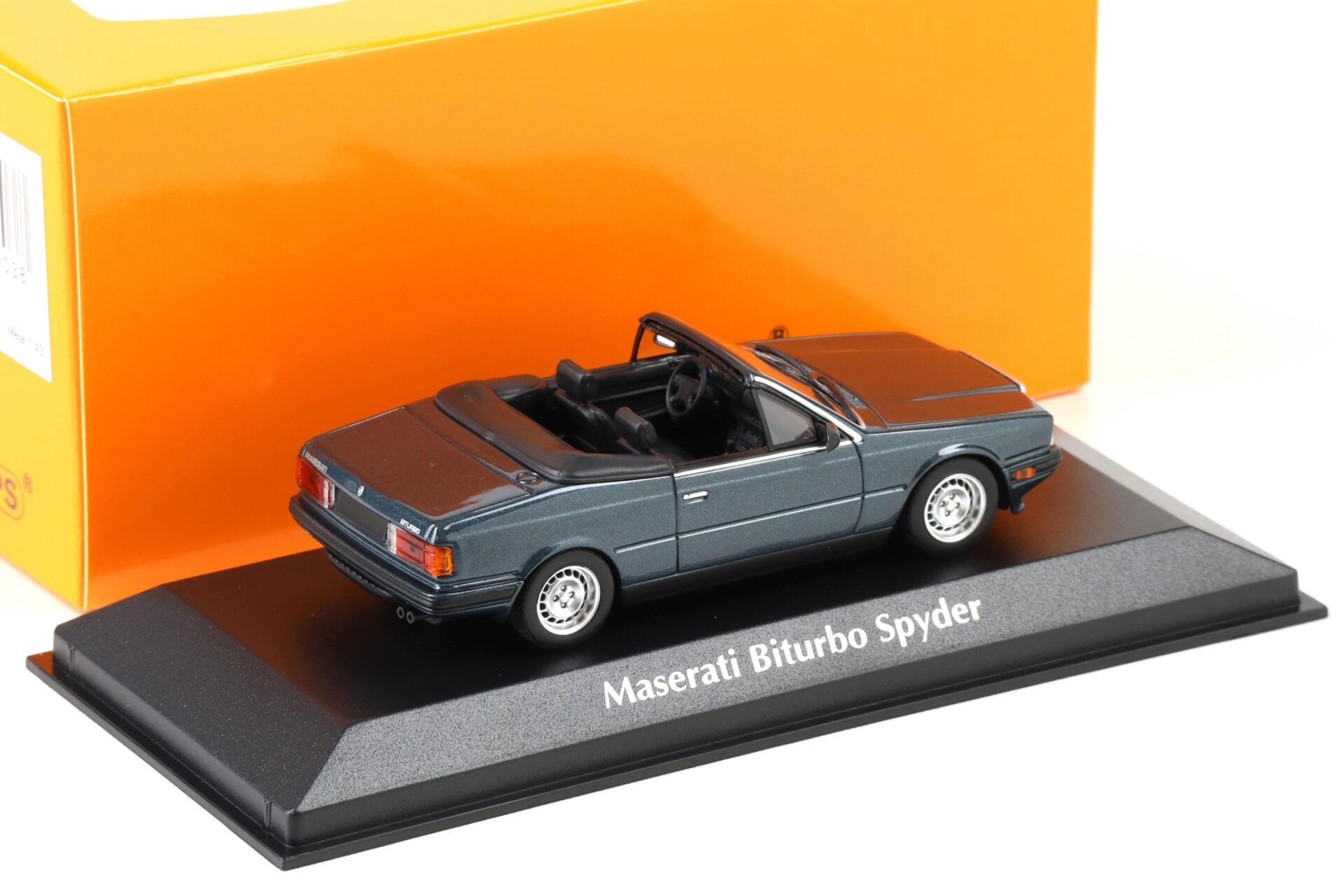 1:43 Minichamps Maxichamps Maserati Biturbo Spyder 1984 green metallic