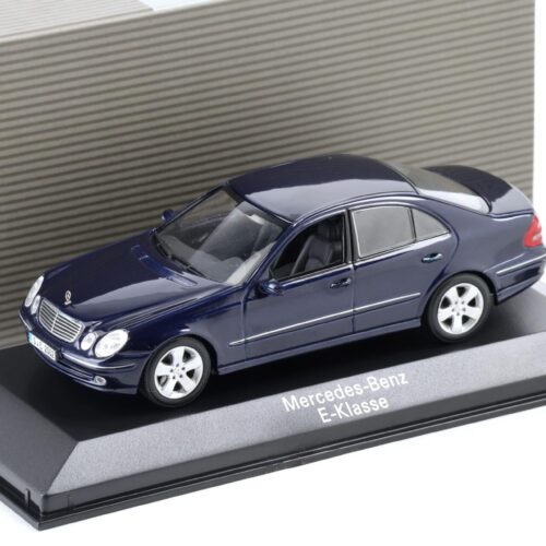 1:43 Minichamps Mercedes E-Klasse Limousine W211 tanzanite blue DEALER VERSION
