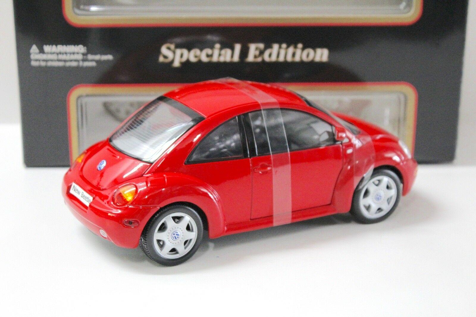 1:18 Maisto VW New Beetle red