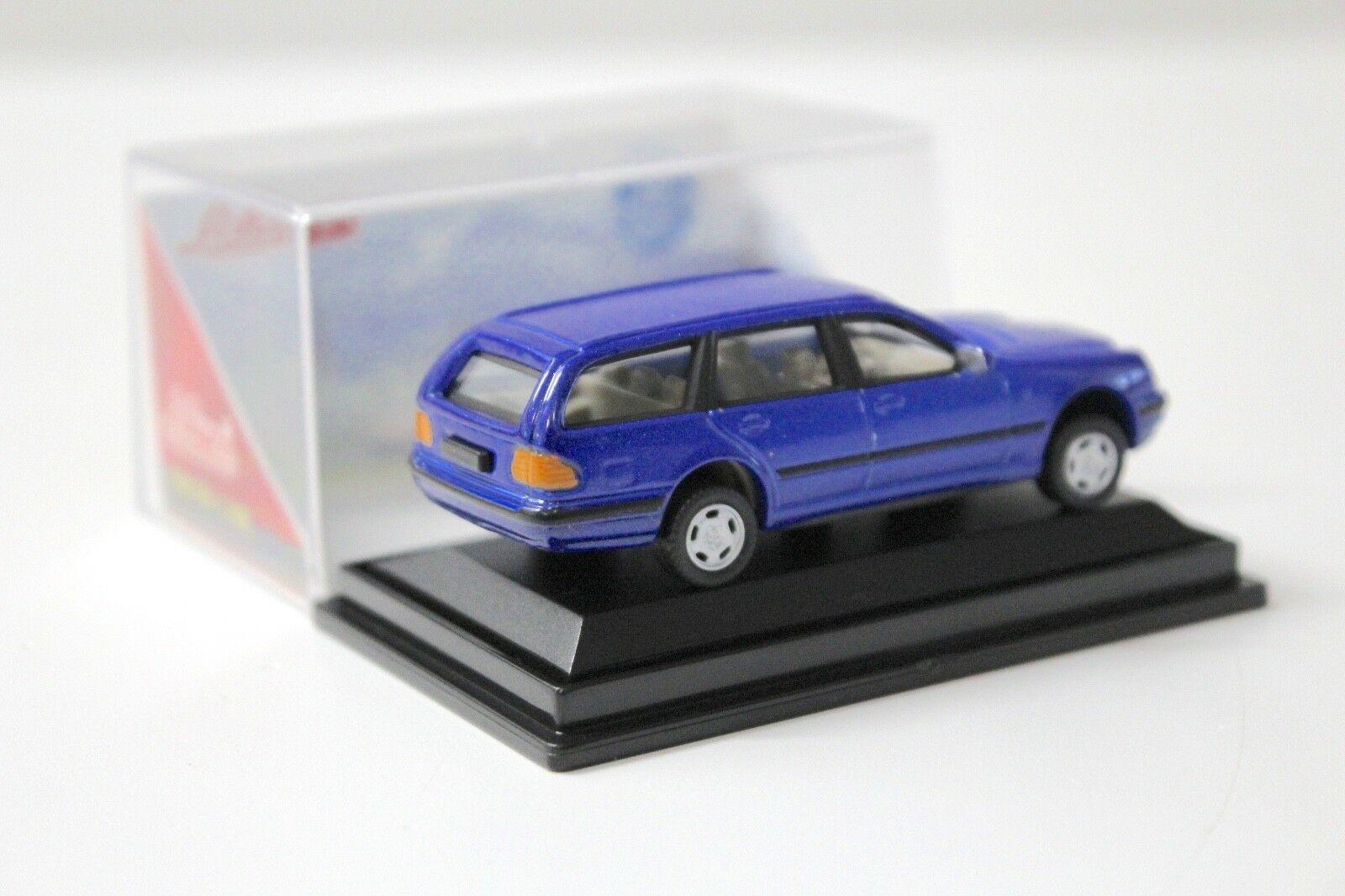 1:72 Schuco () Mercedes Benz E-Klasse Kombi blue