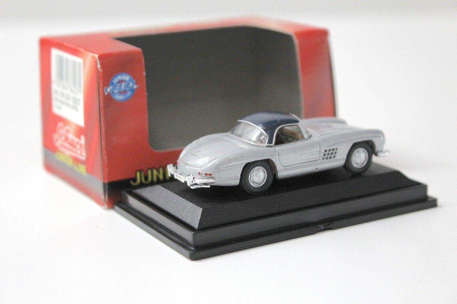 1:72 Schuco Mercedes Benz 300SL Coupe silver