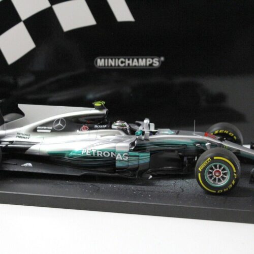 1:18 Minichamps Mercedes AMG Petronas F1 W08 EQ Bottas China GP 2017