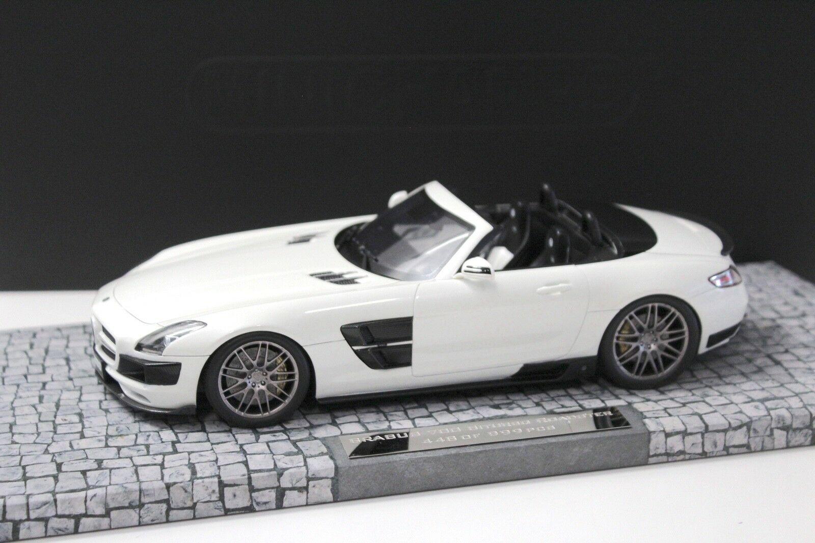 1:18 Minichamps Mercedes SLS Brabus 700 Biturbo Roadster white 2013