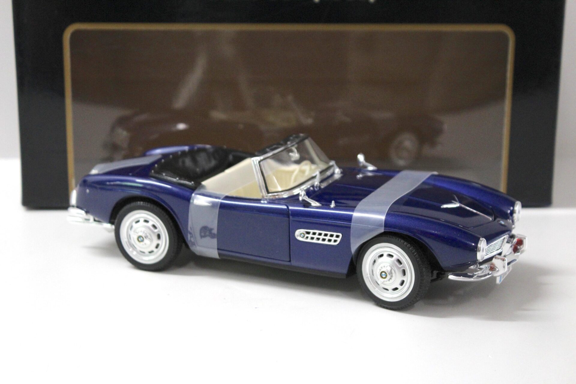 1:18 Ricko BMW 507 Roadster blue 1956