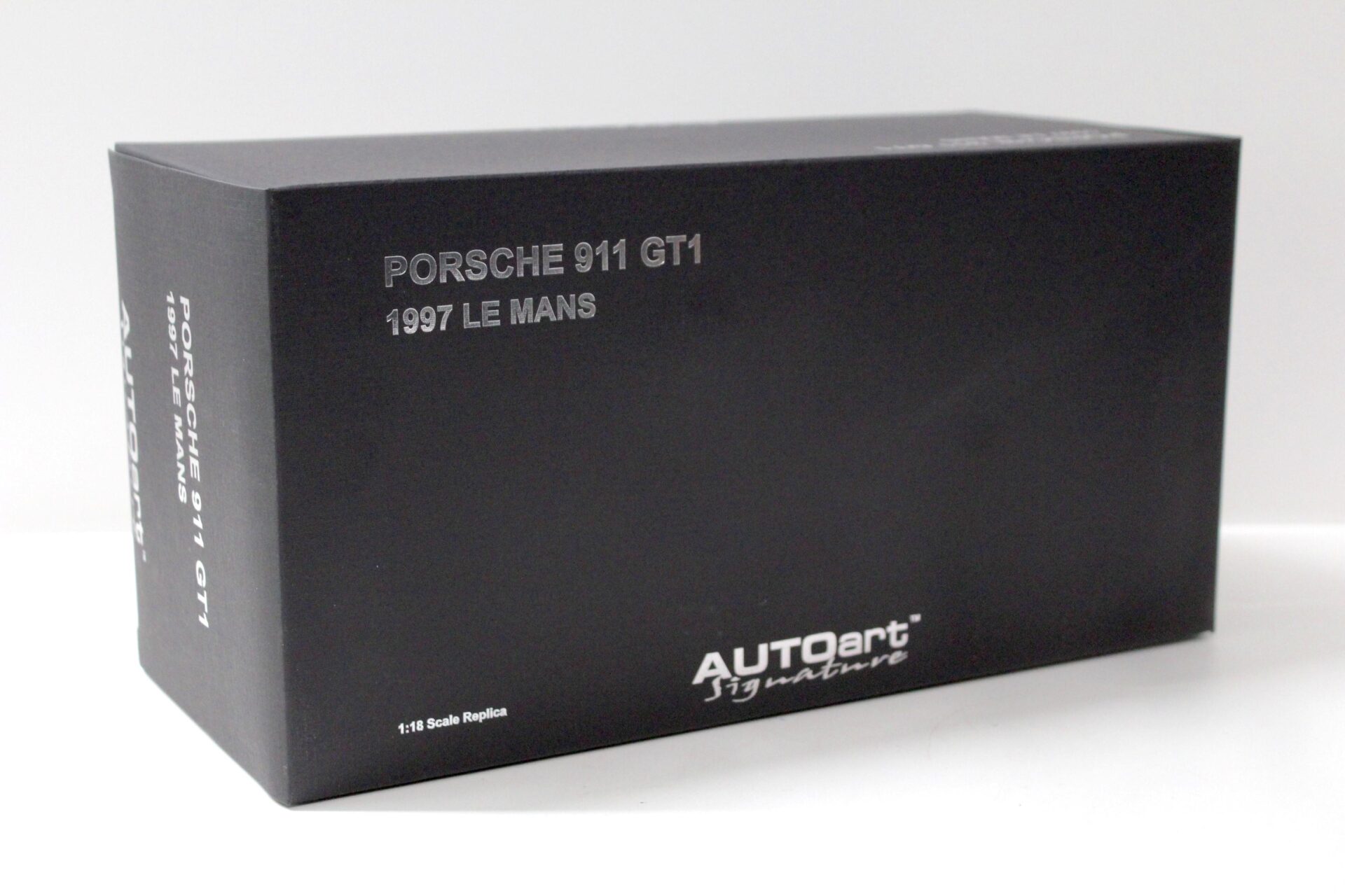 1:18 AUTOart Porsche 911 (996) GT1 Le Mans 24h 1997 Stuck/ Wollek #25