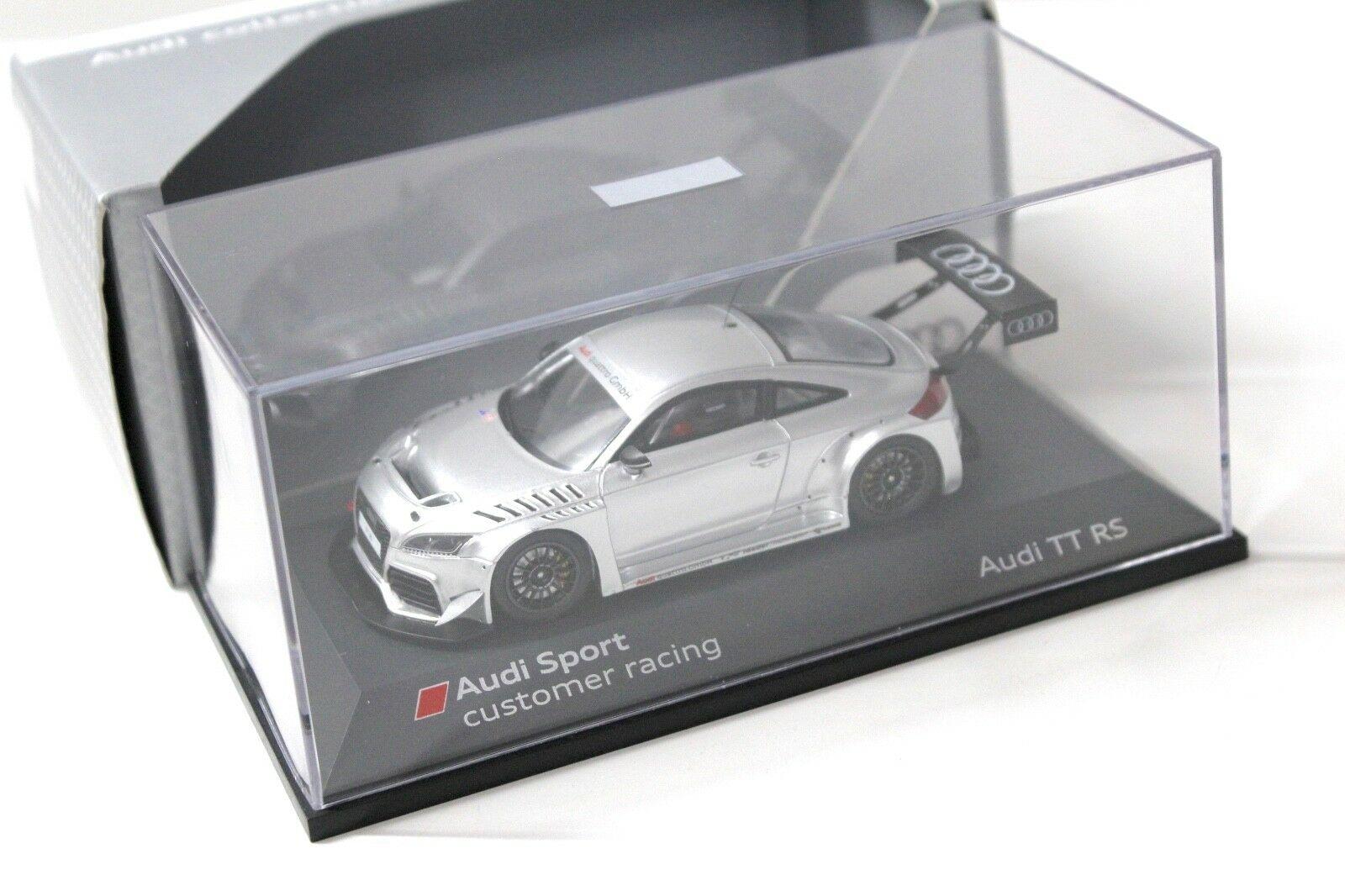 1:43 Spark Audi TT RS VLN Präsentation silver DEALER VERSION
