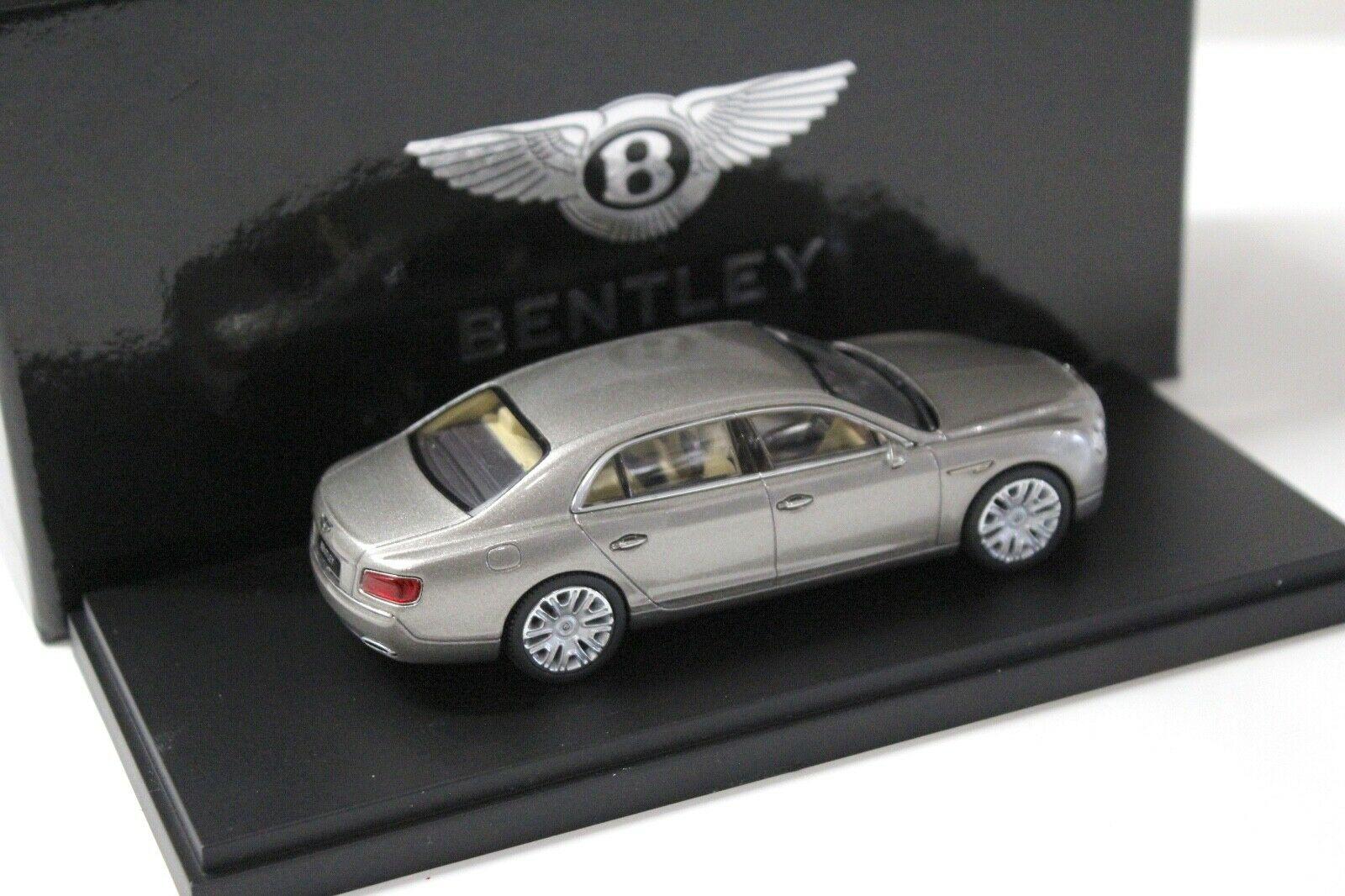 1:43 Kyosho Bentley Flying Spur W12 pearlsilver DEALER VERSION