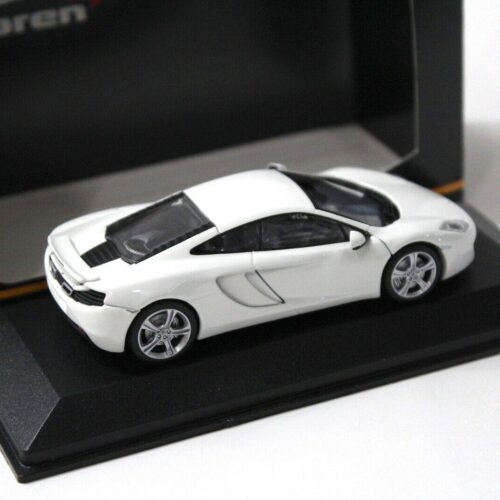 1:43 Minichamps McLaren MP4-12C pearl white 2011