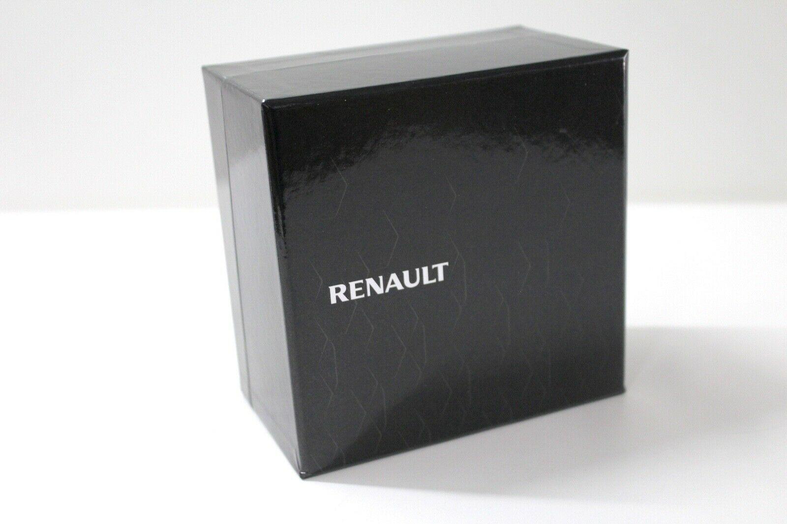 1:43 Norev Renault Espace Initial Paris Van purple DEALER VERSION