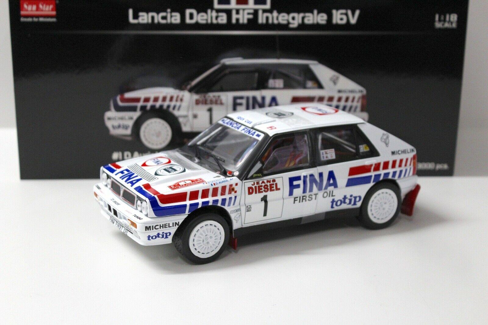 ID 35240 orig.jpg 1:18 SunStar Lancia Delta HF Integrale 16V Rallye Sanremo #1 white