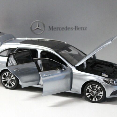1:18 Norev Mercedes C-Class Estate silver DEALER VERSION - Image 5