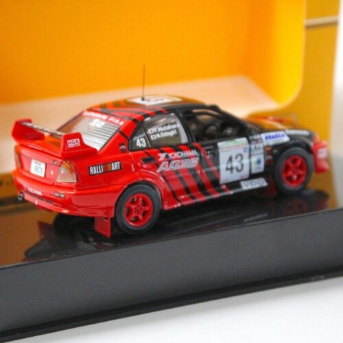 1:43 IXO Mitsubishi Lancer Evo 5 Rally New Zealand #43 Nutahara 1999