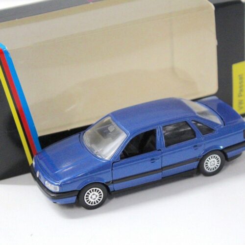 1:43 Schabak VW Passat Limousine blue