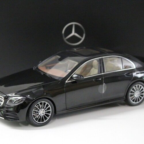 1:18 iScale Mercedes E-Klasse Limousine AMG Line black DEALER VERSION