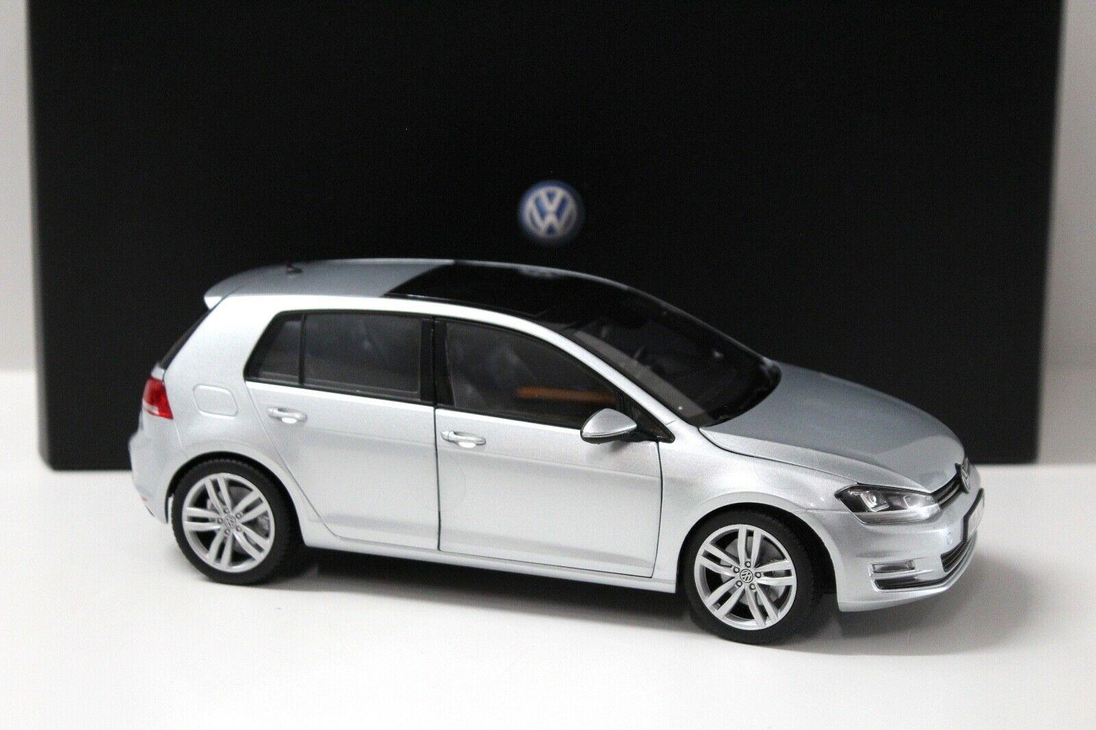 1:18 Norev VW Golf VII 7 silver DEALER VERSION