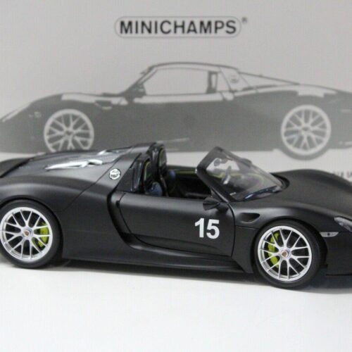 1:18 Minichamps Porsche 918 Spyder #15 Weissach Package matt black